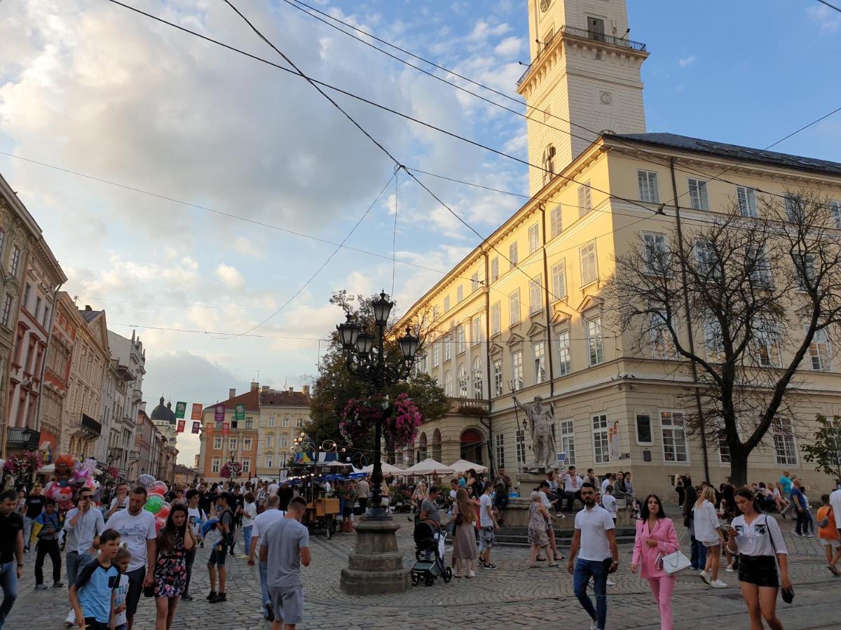Romantic Apartment In The Сity Сenter Lwów Zewnętrze zdjęcie